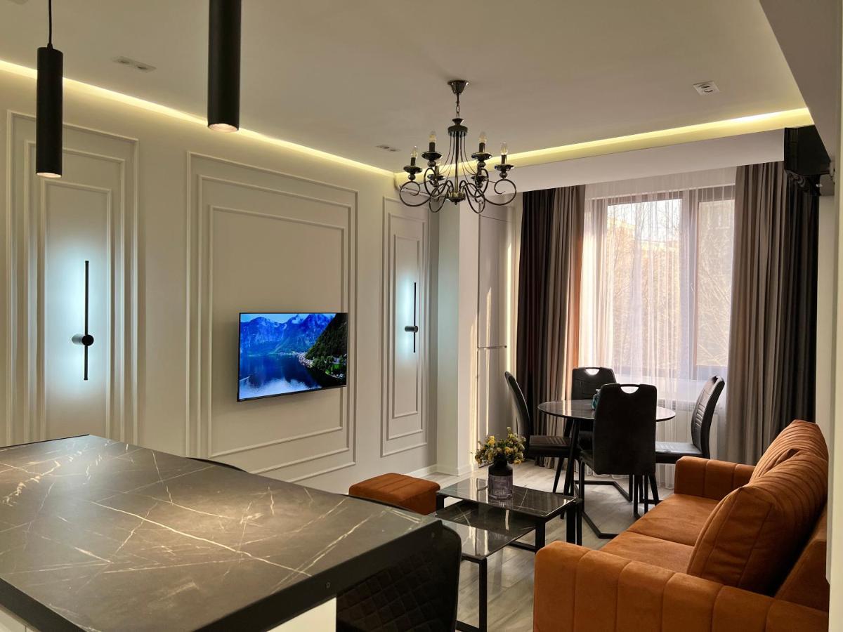 Cozy Apt 3 City Center Yerevan Bagian luar foto